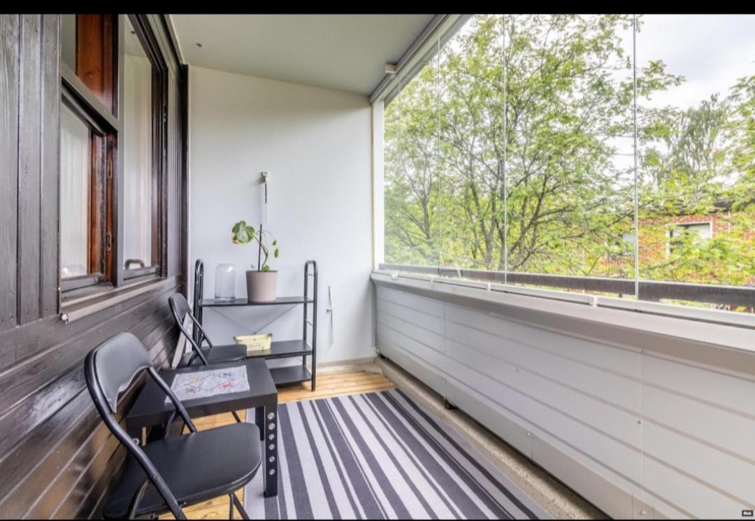 Easy And Short From The Airport Apartment Helsinki Exterior photo